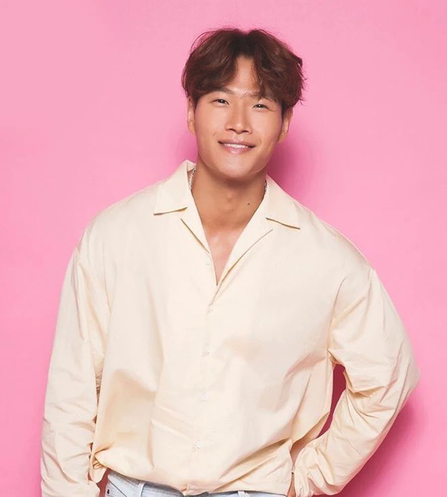 Phản ứng ngỡ ngàng của khán giả trước tin cưới vợ của Kim Jong Kook
