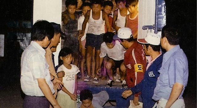 Hình ảnh cảnh tượng trong Brothers Home