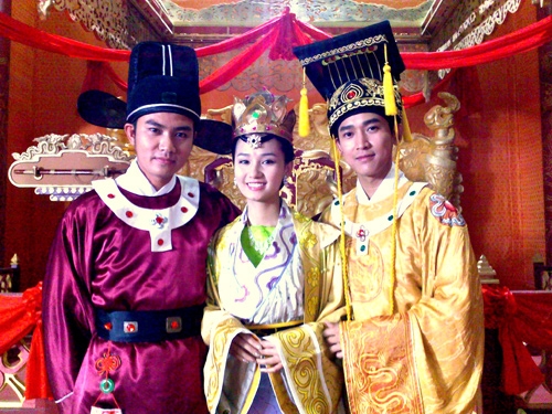 Hứa Vĩ Văn cùng dàn diễn viên Thái Sư Trần Thủ Độ