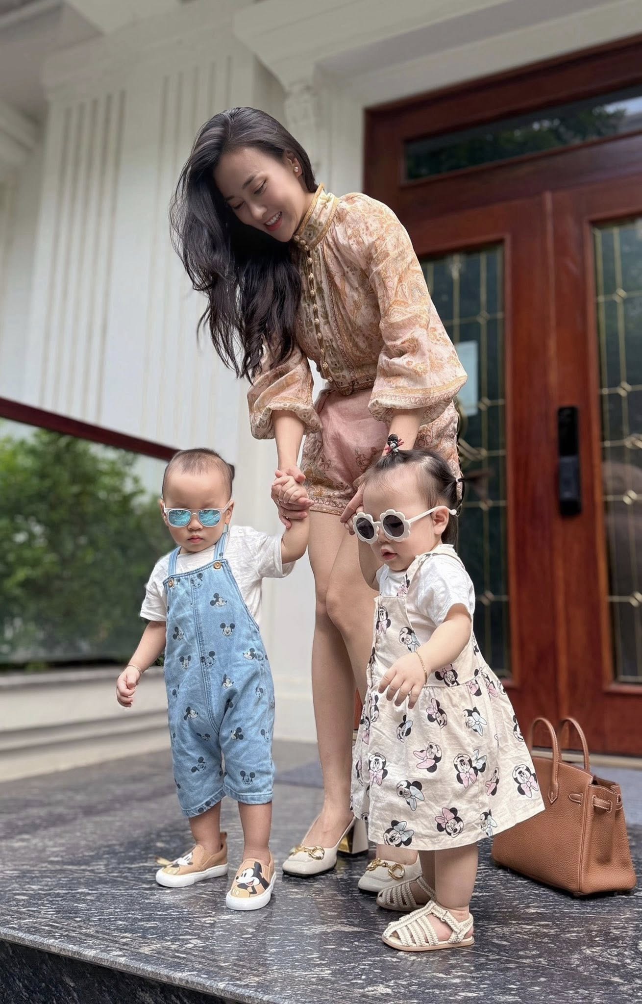 Jimmy và Jenny với phong thái riêng