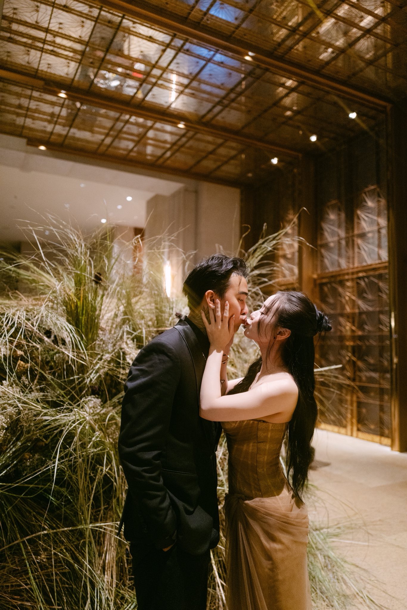 Đạt G và vợ là mẹ đơn thân có hai con riêng.