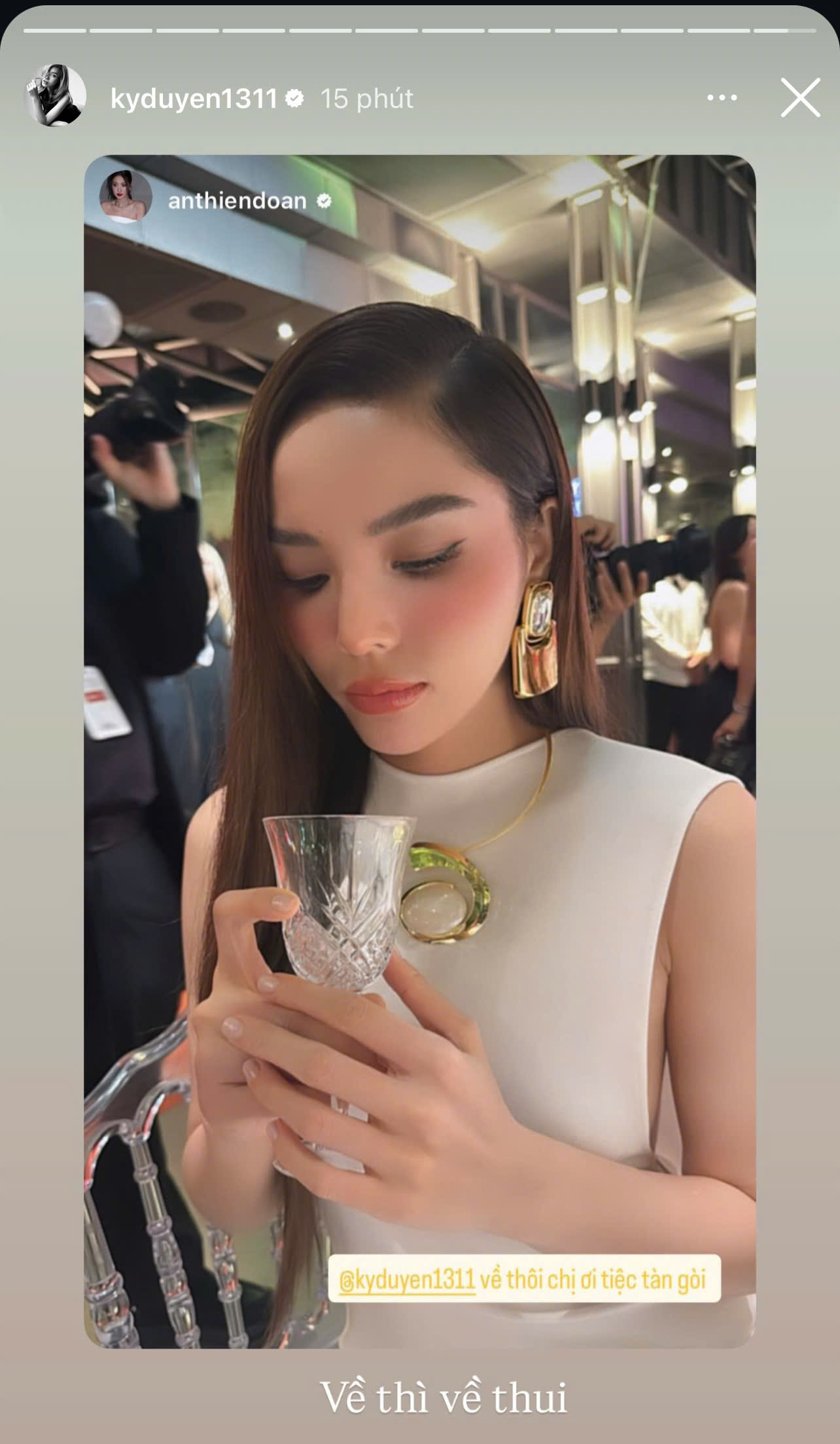 Hai mỹ nhân tương tác trên Instagram cá nhân