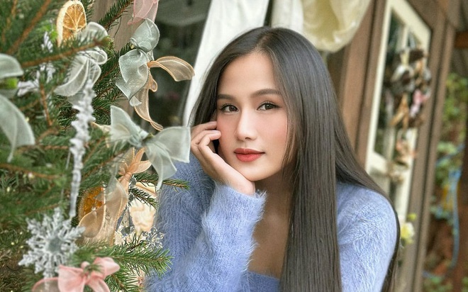 Nữ ca sĩ Phan Như Thùy