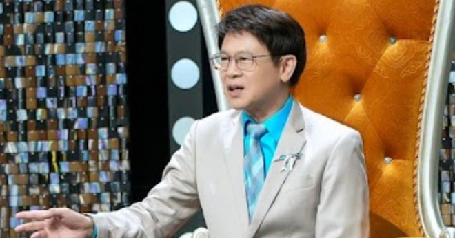 Nam danh ca 74 tuổi nói thẳng người sống độc thân:  Danh ca Thái Châu trên sóng truyền hình