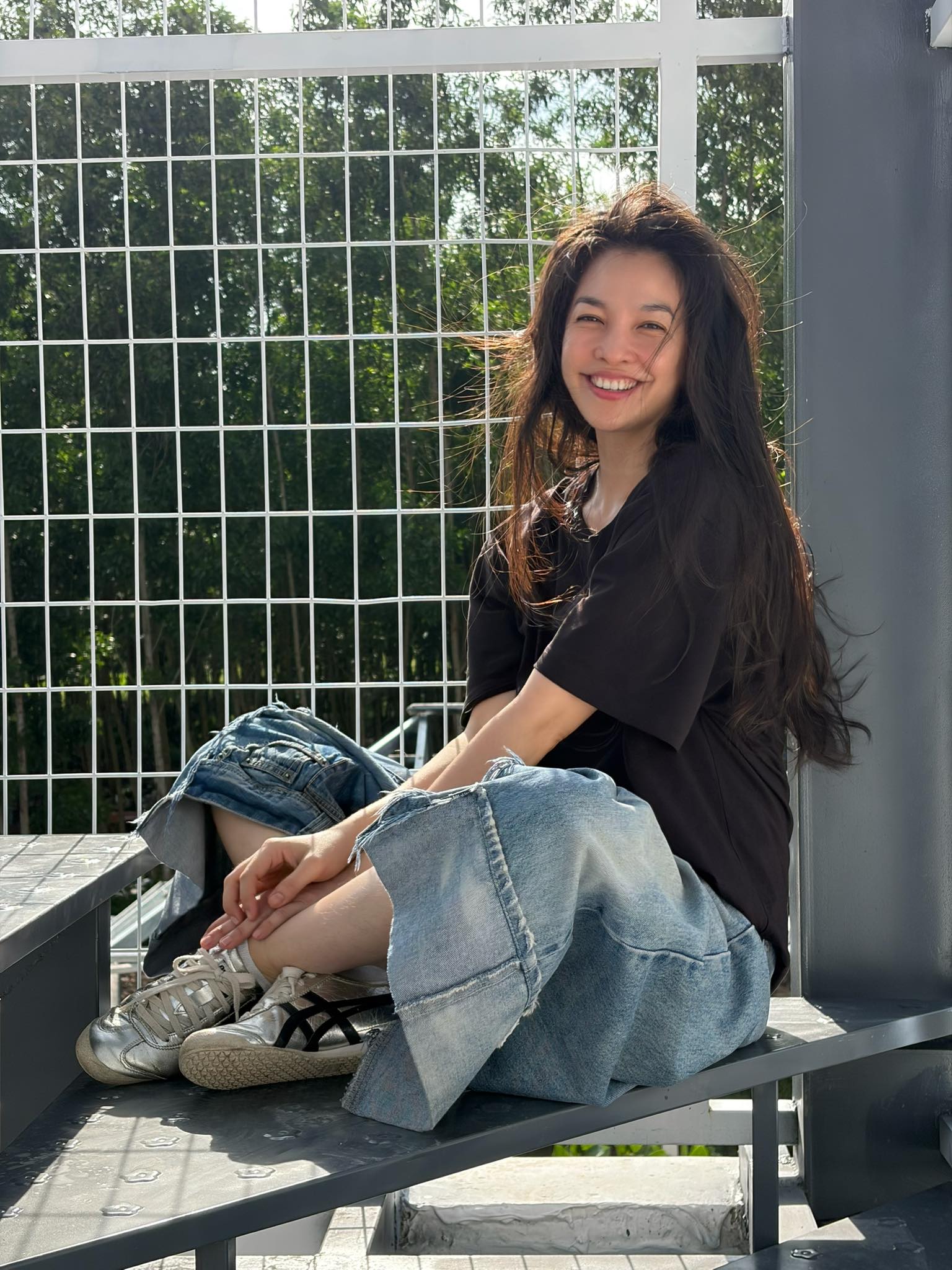 Không thể tin nổi đây là Hiền Thục ở tuổi 44- Ảnh 10. Hiền Thục với phong cách cá tính