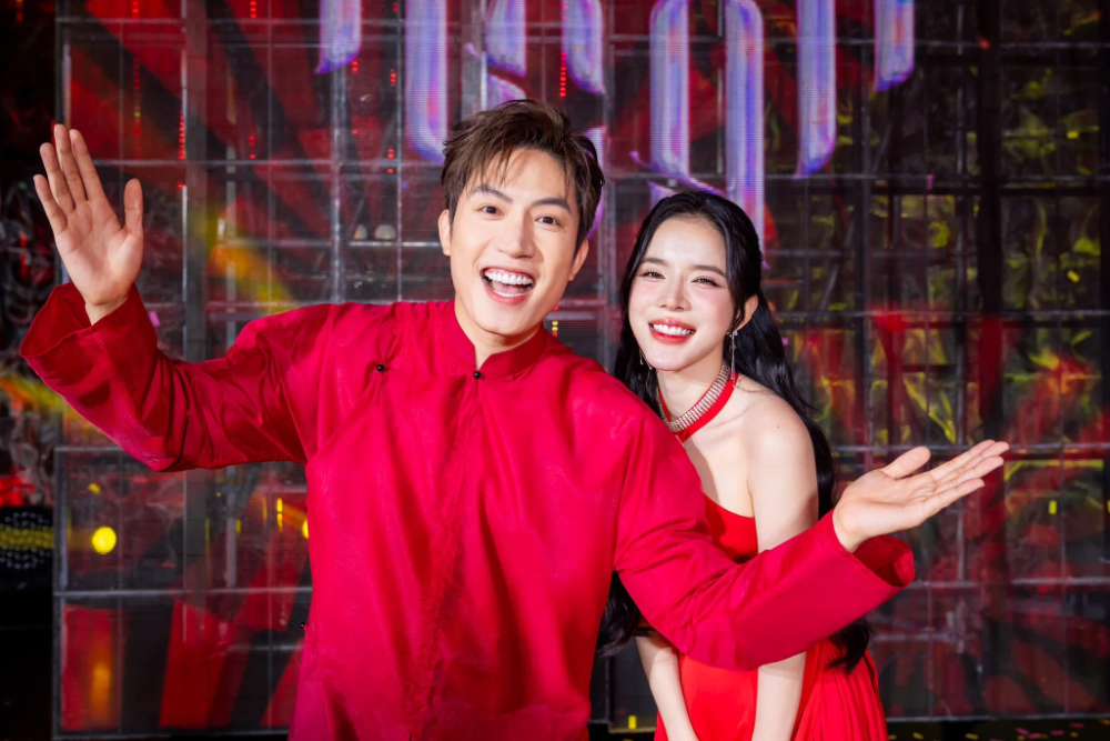 Anh Tú và LyLy bị tóm hàng loạt hint yêu đương