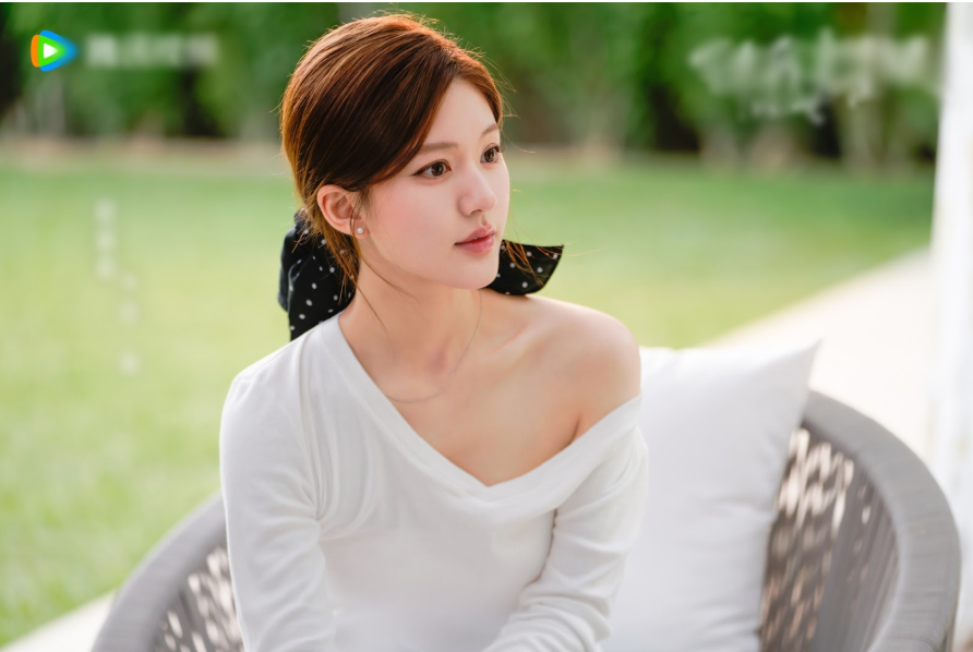 Hình ảnh trong Hãy Để Tôi Tỏa Sáng