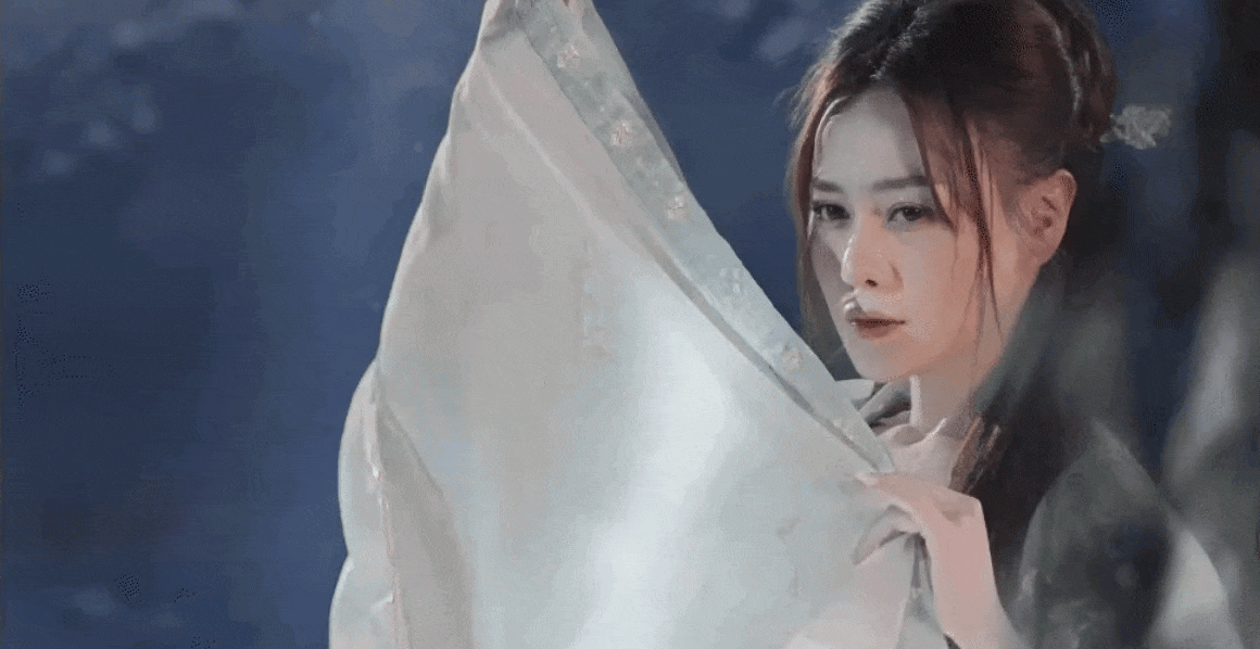 Phương Oanh đầu tư cho MV nhưng vẫn còn nhiều lỗi gây ra trải nghiệm chưa thực sự hoàn hảo cho khán giả
