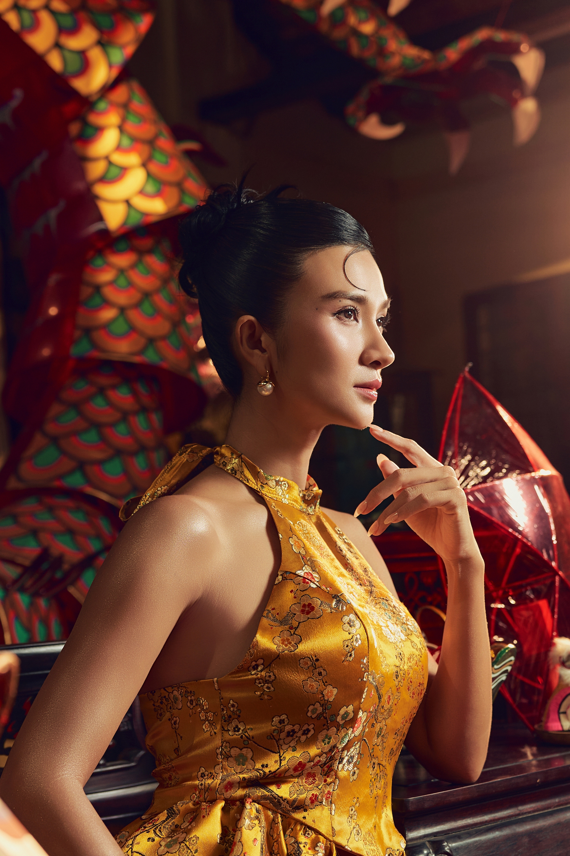 Kim Tuyến thể hiện nét tinh tế qua từng biểu cảm