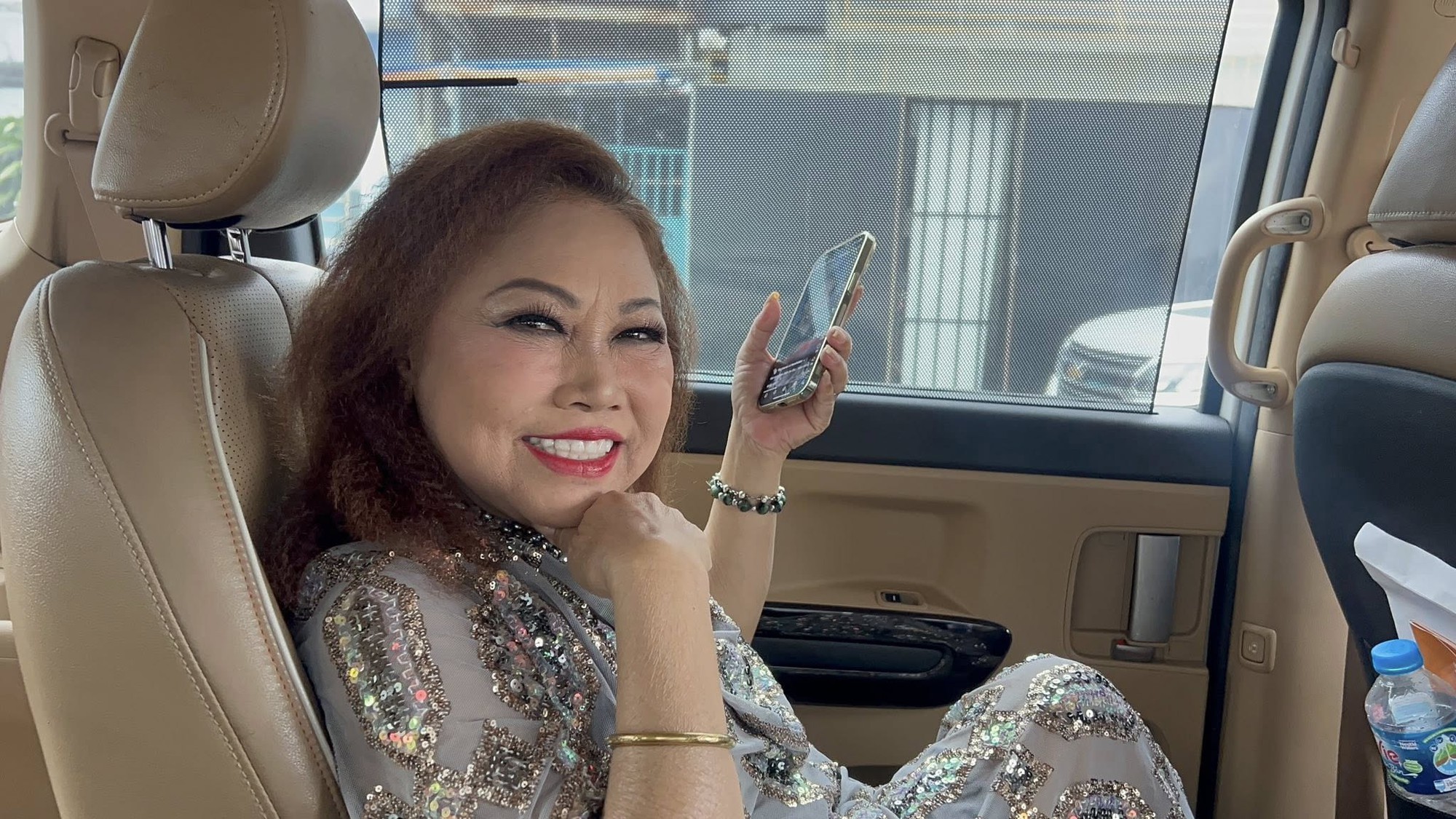 Nữ ca sĩ trở lại âm nhạc sau khó khăn