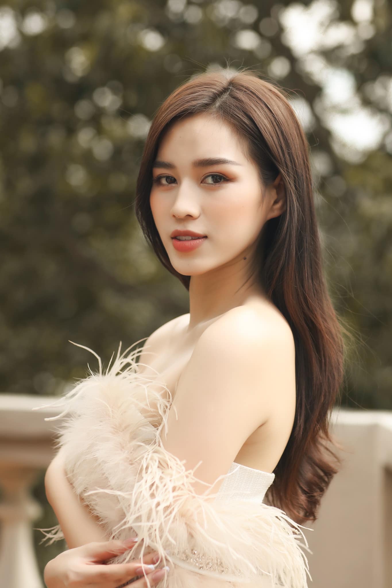 Lùm xùm của Hoa hậu Đỗ Hà dậy sóng trở lại- Ảnh 4. Hoa hậu Đỗ Hà kín tiếng về chuyện tình cảm