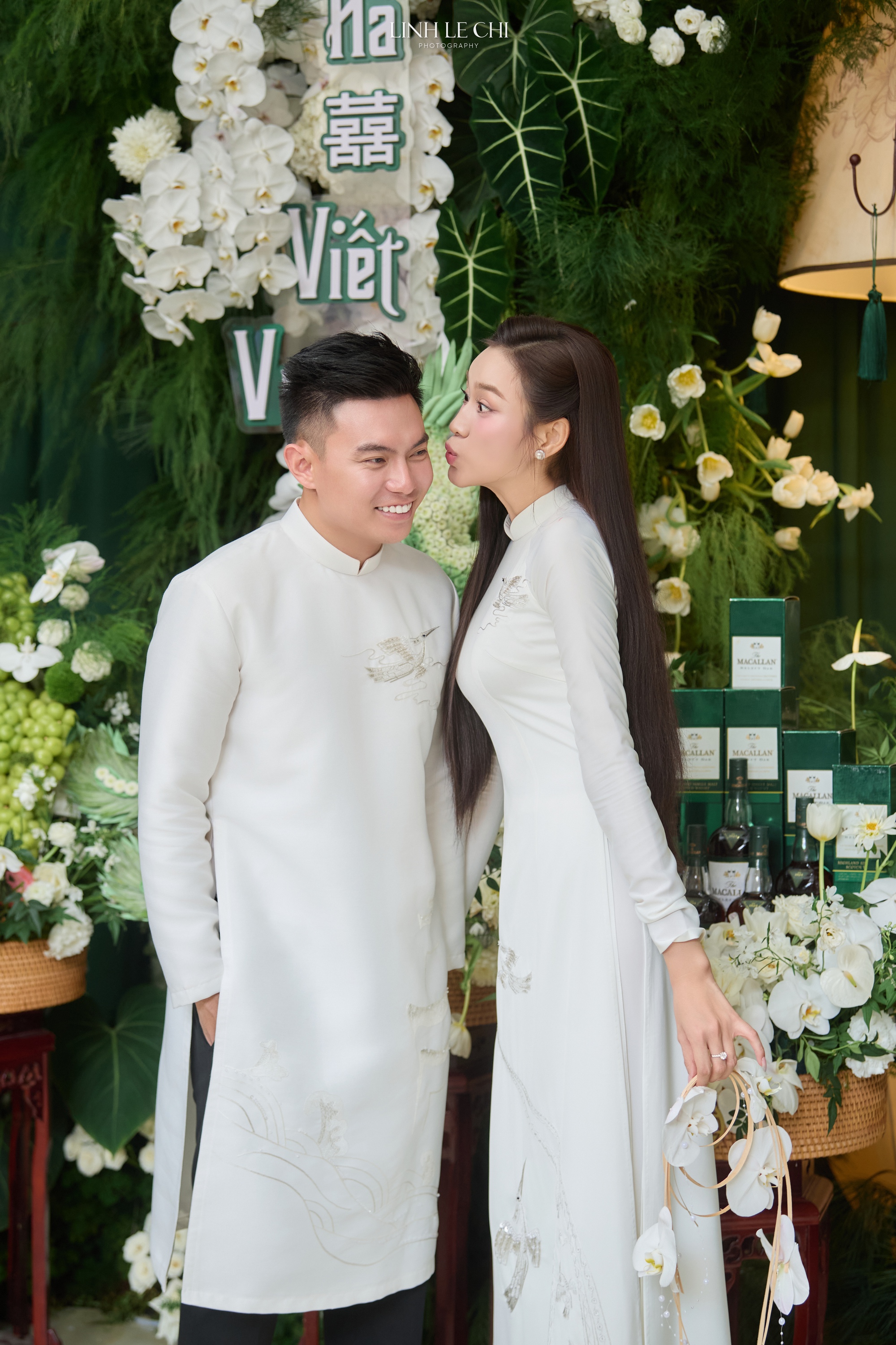 Viết Vương lau nước mắt cho Đỗ Hà