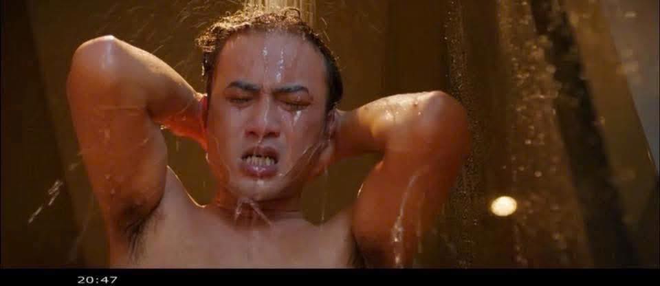 Khán giả mất hứng với cảnh tắm
