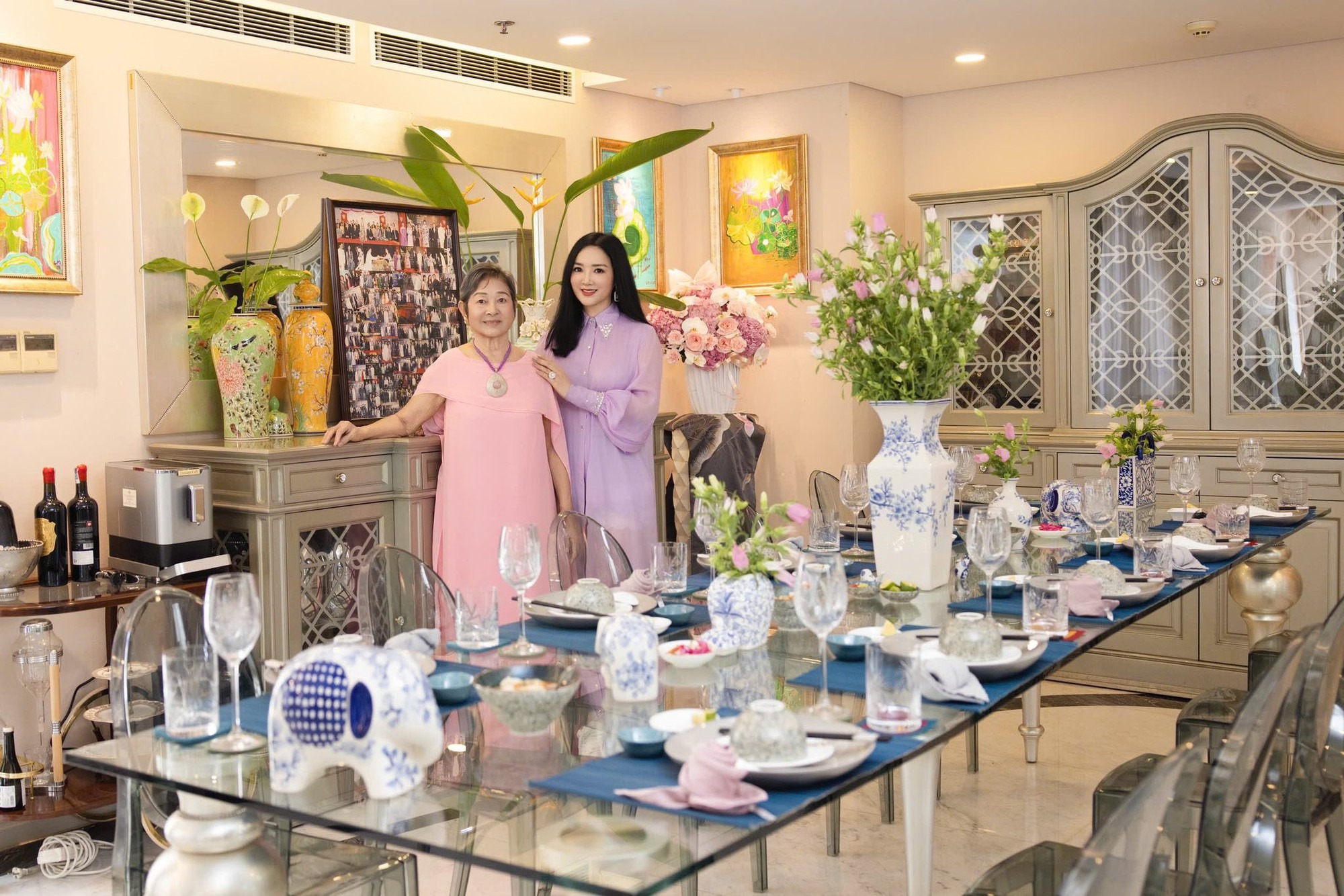 Phòng ăn biệt thự