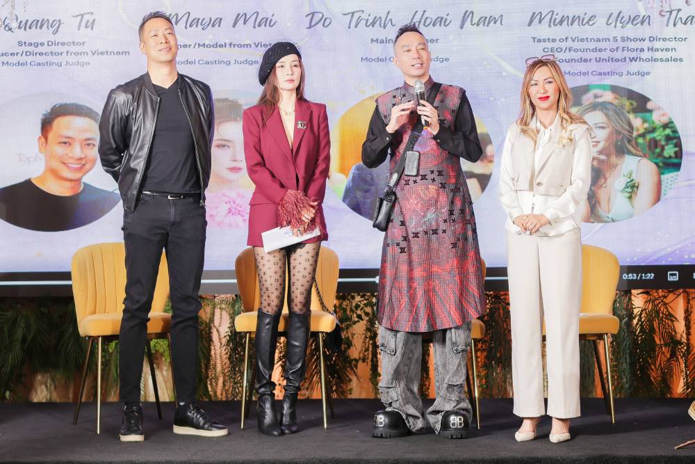 Ban giám khảo casting gồm nhiều chuyên gia Ban giám khảo casting tại Mỹ gồm nghệ nhân hoa lụa và nhà thiết kế