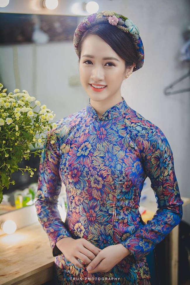 Vợ Hà Việt Dũng thời sinh viên Hà Thị Nhung thời còn là sinh viên xinh đẹp