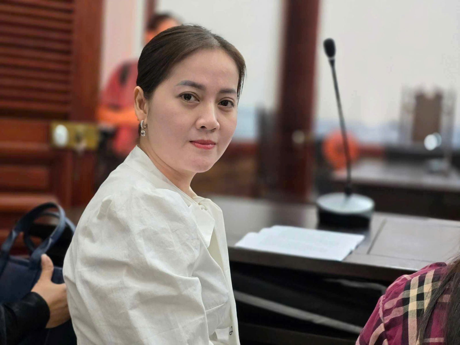 Con gái NSƯT Vũ Linh đối mặt biến cố Hồng Loan trong những ngày đầu đối diện biến cố sau sự mất mát lớn