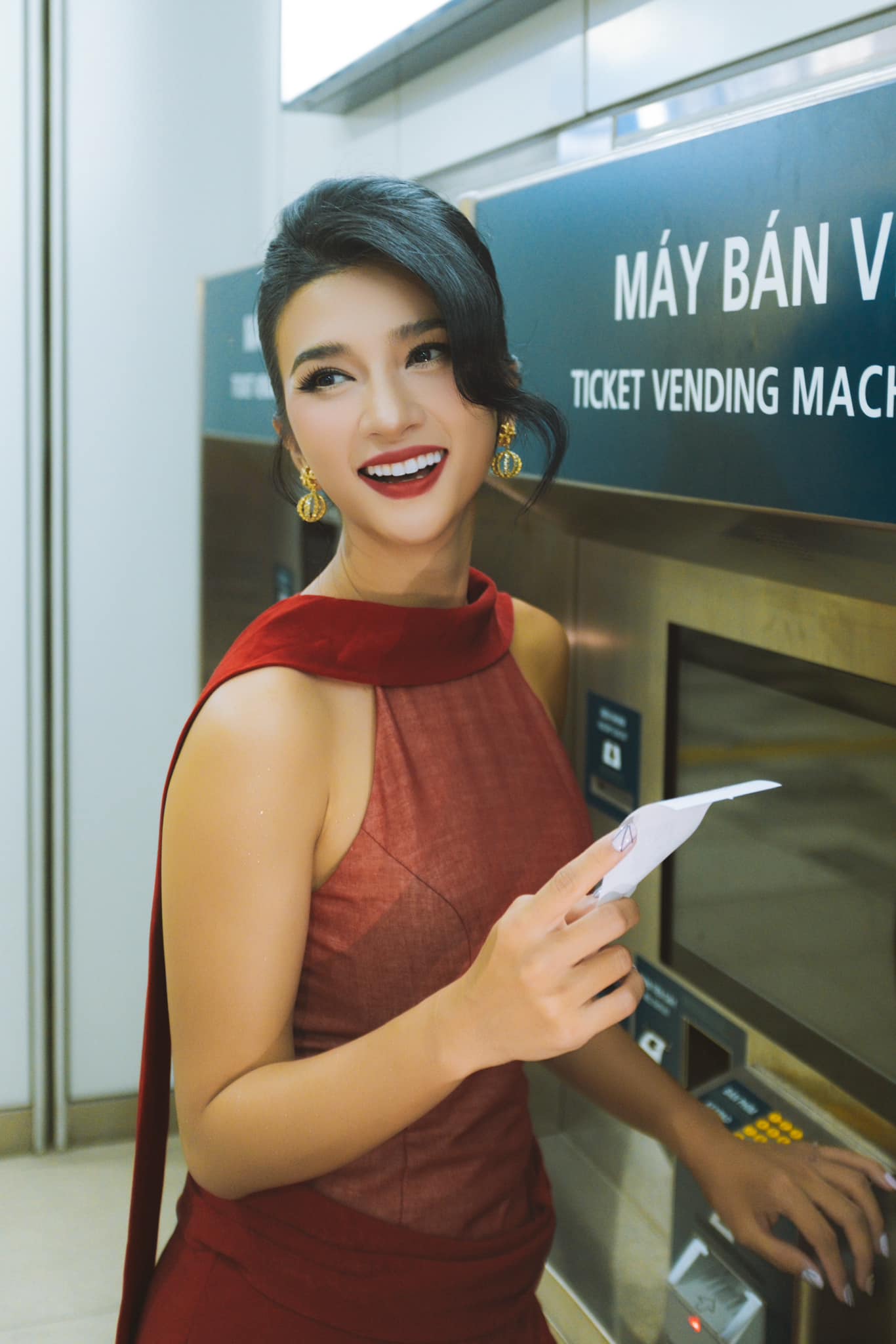 Nhan sắc thăng hạng của Kim Túy