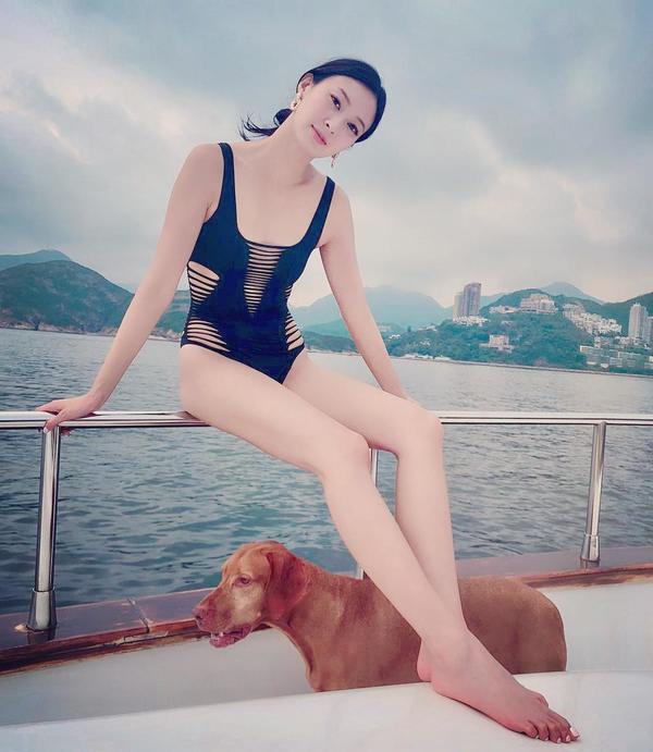 Một Hoa hậu bị thu hồi vương miện, cấm sóng vĩnh viễn vì quá giàu và lười biếng nhất showbiz- Ảnh 3. Danh hiệu Hoa hậu đối với Trương Thư Nhã không quan trọng