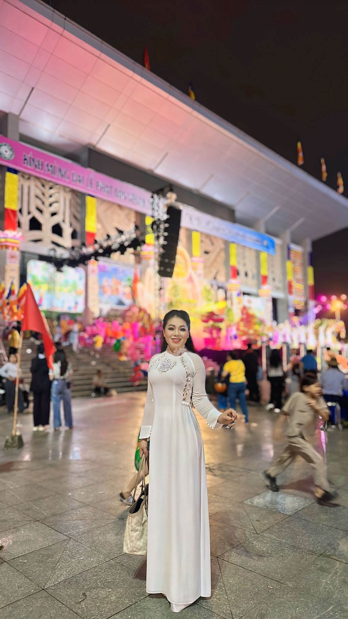 Ca sĩ Anh Thơ Chân dung nữ ca sĩ Anh Thơ