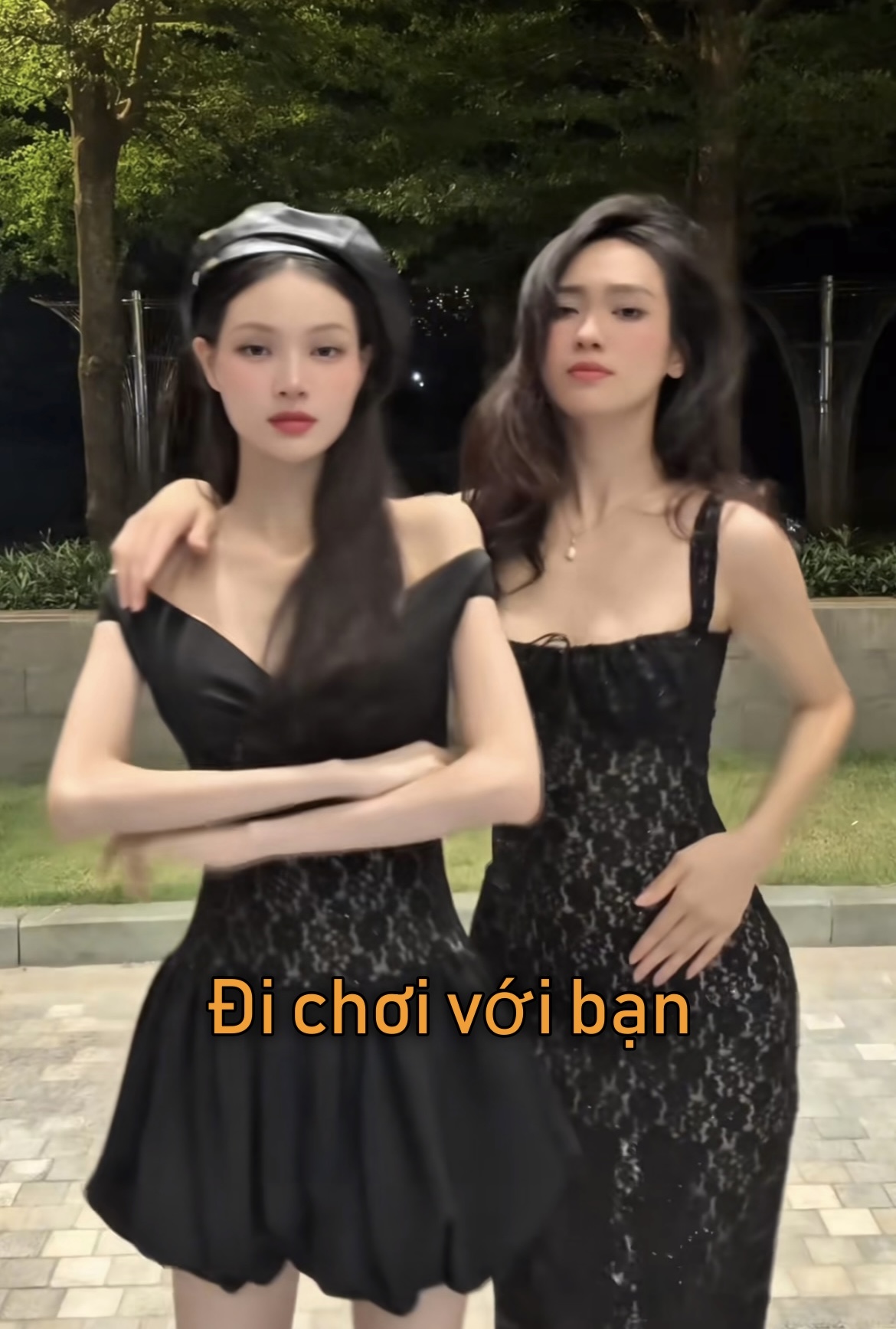 Bạn gái Đức Phạm đáp trả- Ảnh 2. Á hậu Vũ Thúy Quỳnh trong chiếc váy đen