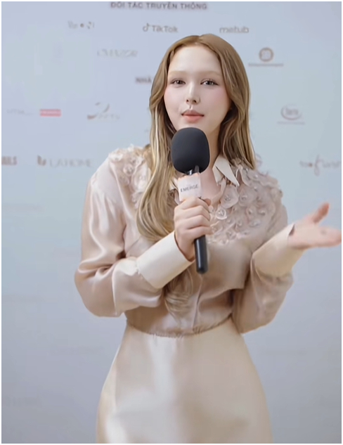 Nhan sắc mới nhất của Xoài Non Góc chụp cận cảnh khuôn mặt Xoài Non