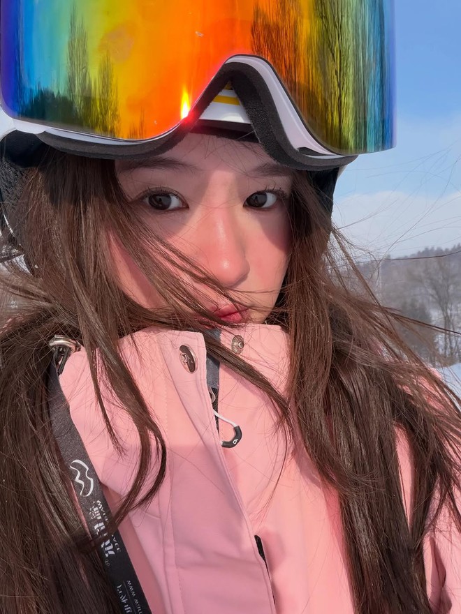 Hot girl Việt cảnh báo khách du lịch Cáp Nhĩ Tân, ra đường bị bỏng đỏ bừng mặt- Ảnh 2. Hình ảnh khu trượt tuyết và cảnh đẹp mùa đông